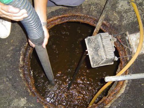 老新镇隔油池清理